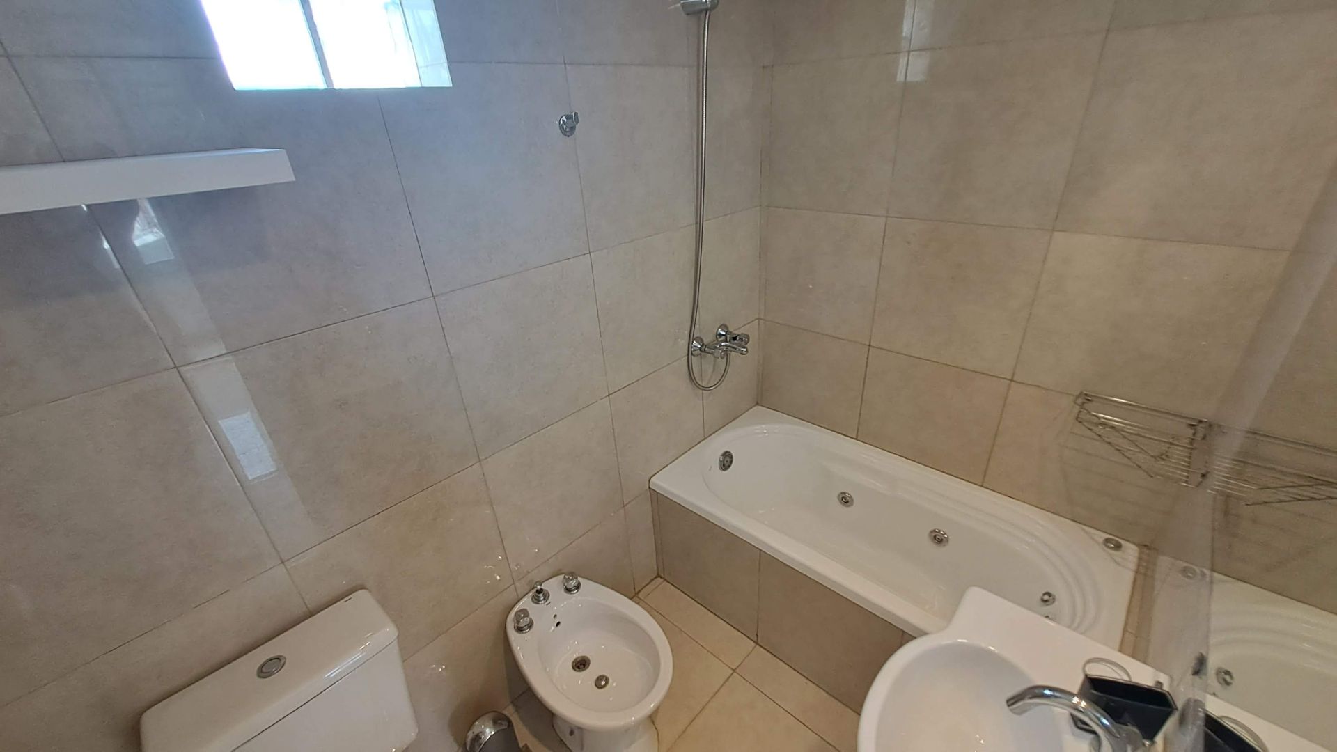 Departamento en Alquiler en Lamadrid 249, Piso 5, Departamento 4,  Bahía Blanca - Bahía Blanca Propiedades | SITIO OFICIAL l