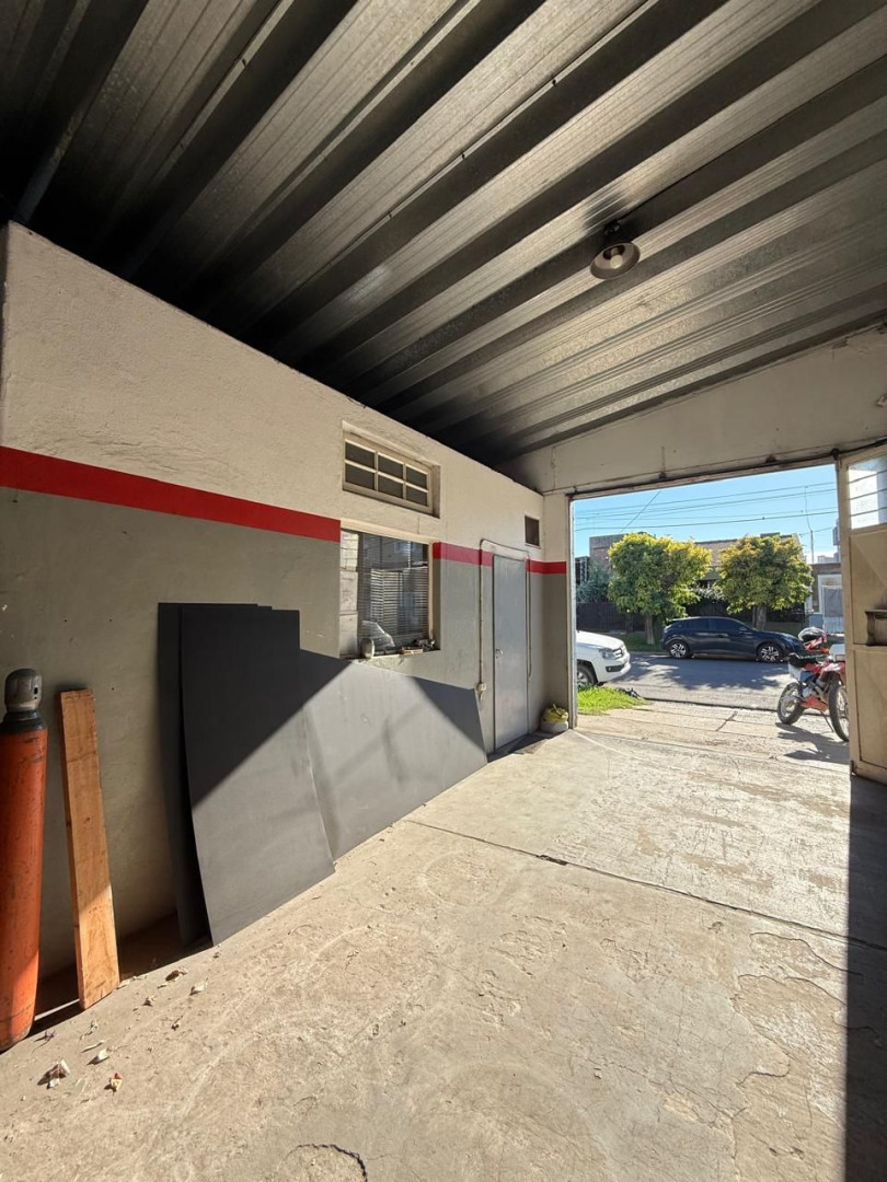 Galpón en Venta en HAITI 277 , La Falda, Bahía Blanca - Bahía Blanca Propiedades | SITIO OFICIAL l