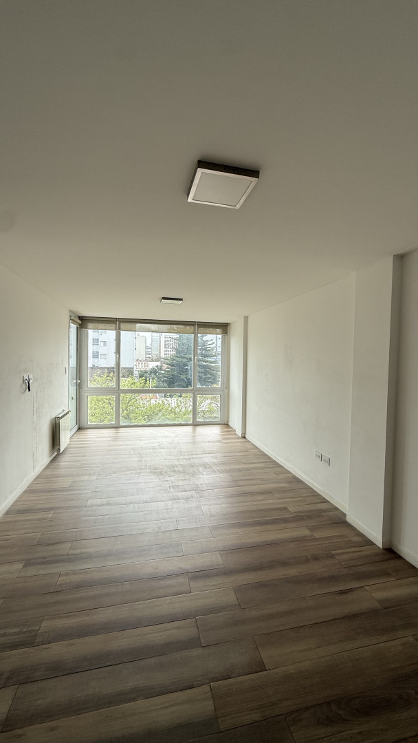 Departamento en Alquiler en Thompson 25, Macrocentro, Bahía Blanca - Bahía Blanca Propiedades | SITIO OFICIAL l