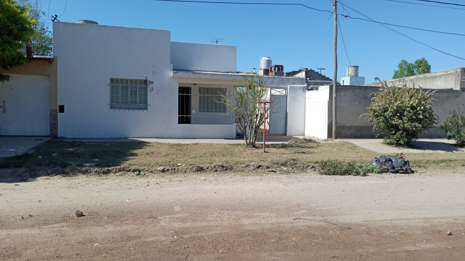 Casa en Venta en La Pinta 1080, Villa Serra, Bahía Blanca - Bahía Blanca Propiedades | SITIO OFICIAL l