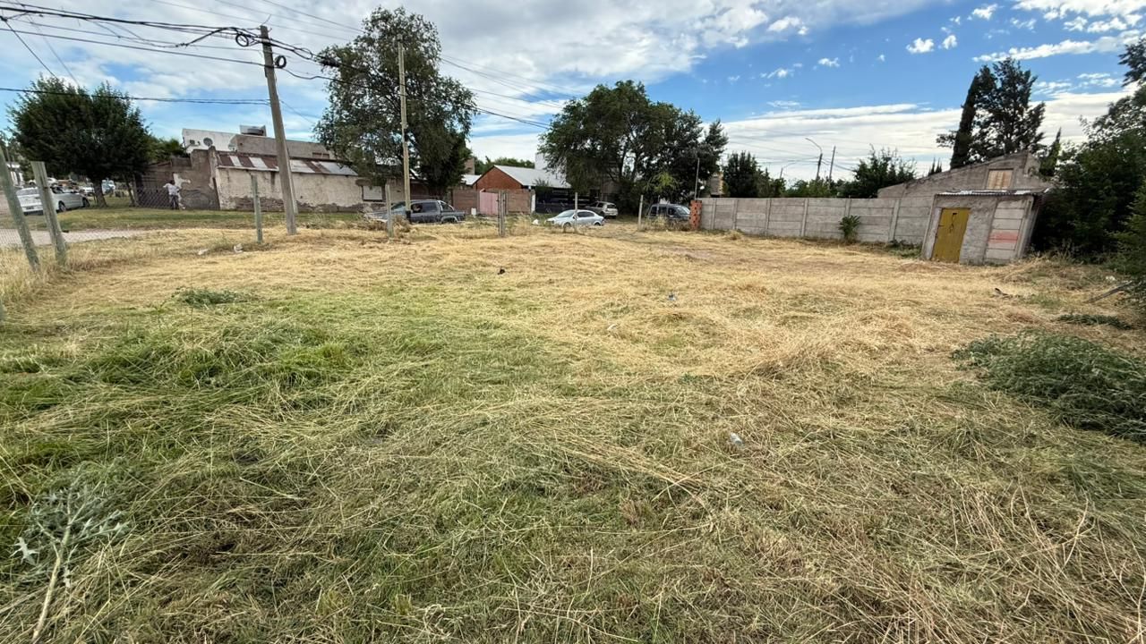 Terreno en Venta en 14 De Julio Y Los Adobes, Los Horneros, Bahía Blanca - Bahía Blanca Propiedades | SITIO OFICIAL l