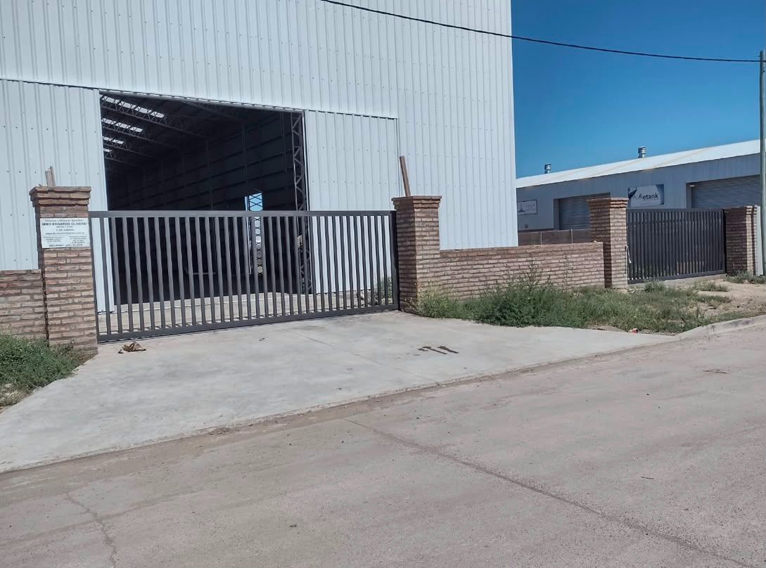 Galpón en Alquiler en Lugones 2600,  Bahía Blanca - Bahía Blanca Propiedades | SITIO OFICIAL l