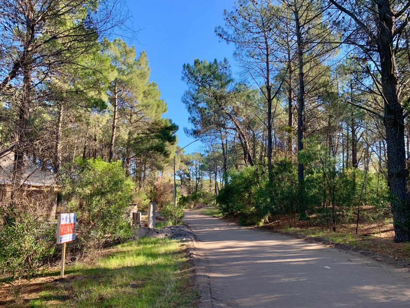 Terreno en Venta en Bosque Alegre Esquina Los Zorzales, Pinar Del Golf, Pinar del Golf, Monte Hermoso - Bahía Blanca Propiedades | SITIO OFICIAL l
