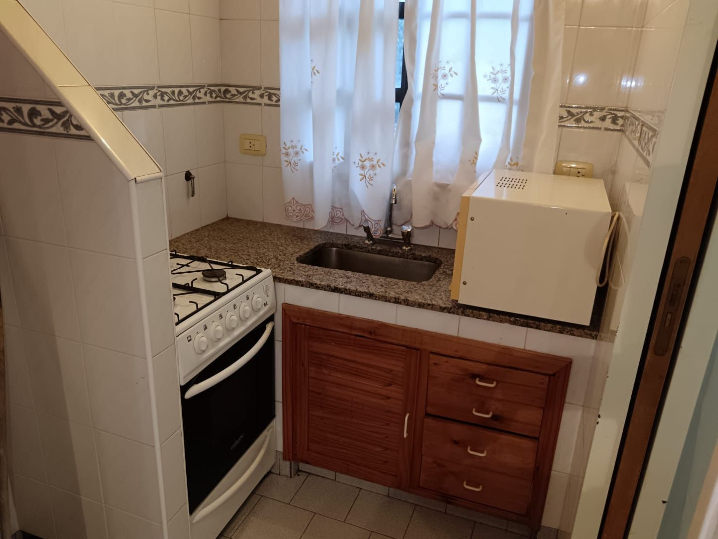 Casa en Alquiler en 14 De Julio 3940,  Bahía Blanca - Bahía Blanca Propiedades | SITIO OFICIAL l