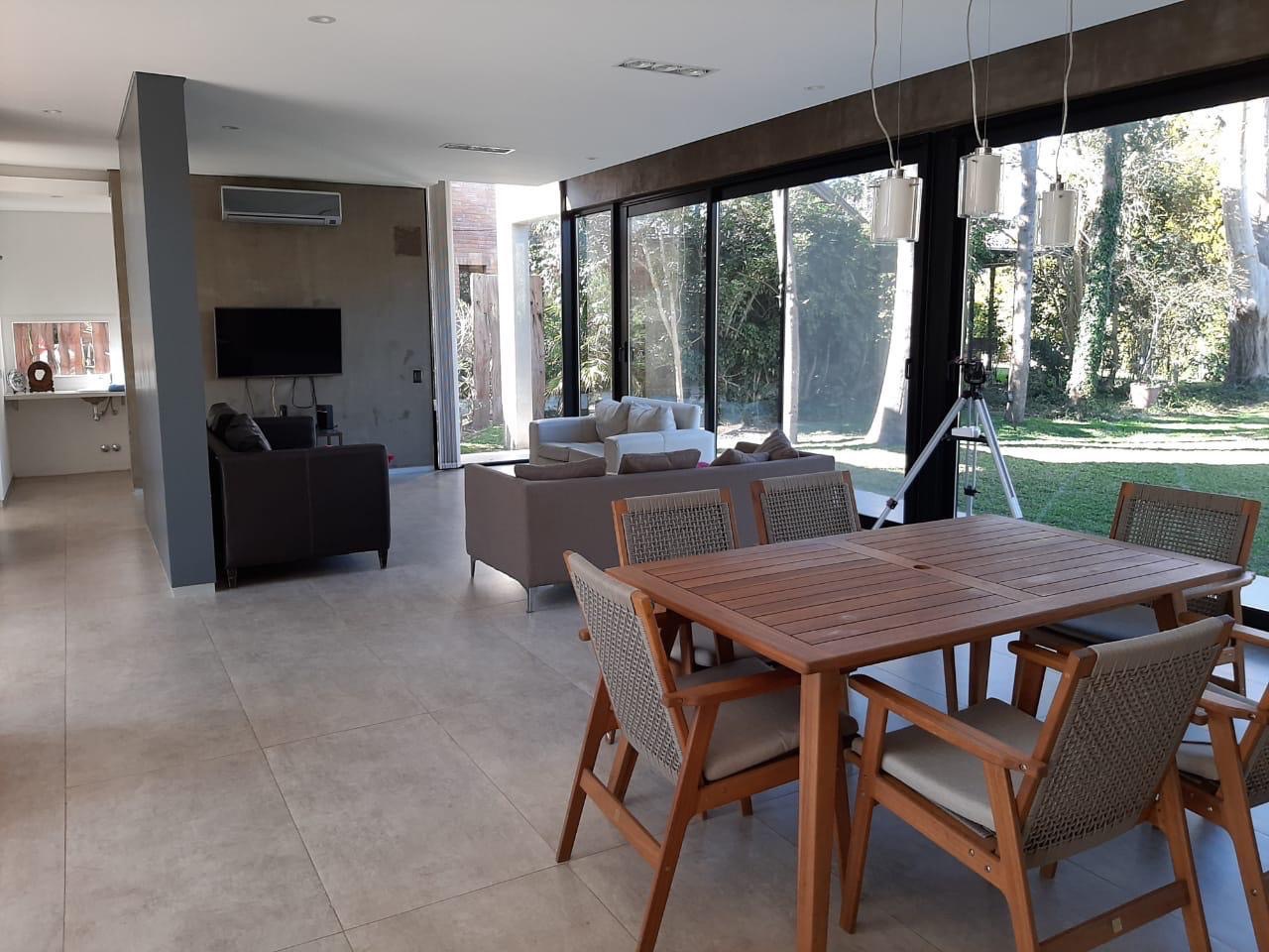 Casa en Alquiler en Club El Carmen,  Berazategui - Bahía Blanca Propiedades | SITIO OFICIAL l