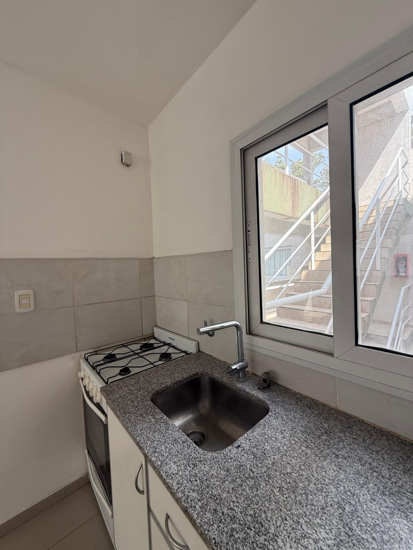 Departamento en Alquiler en Florida 832, Villa del Parque, Bahía Blanca - Bahía Blanca Propiedades | SITIO OFICIAL l