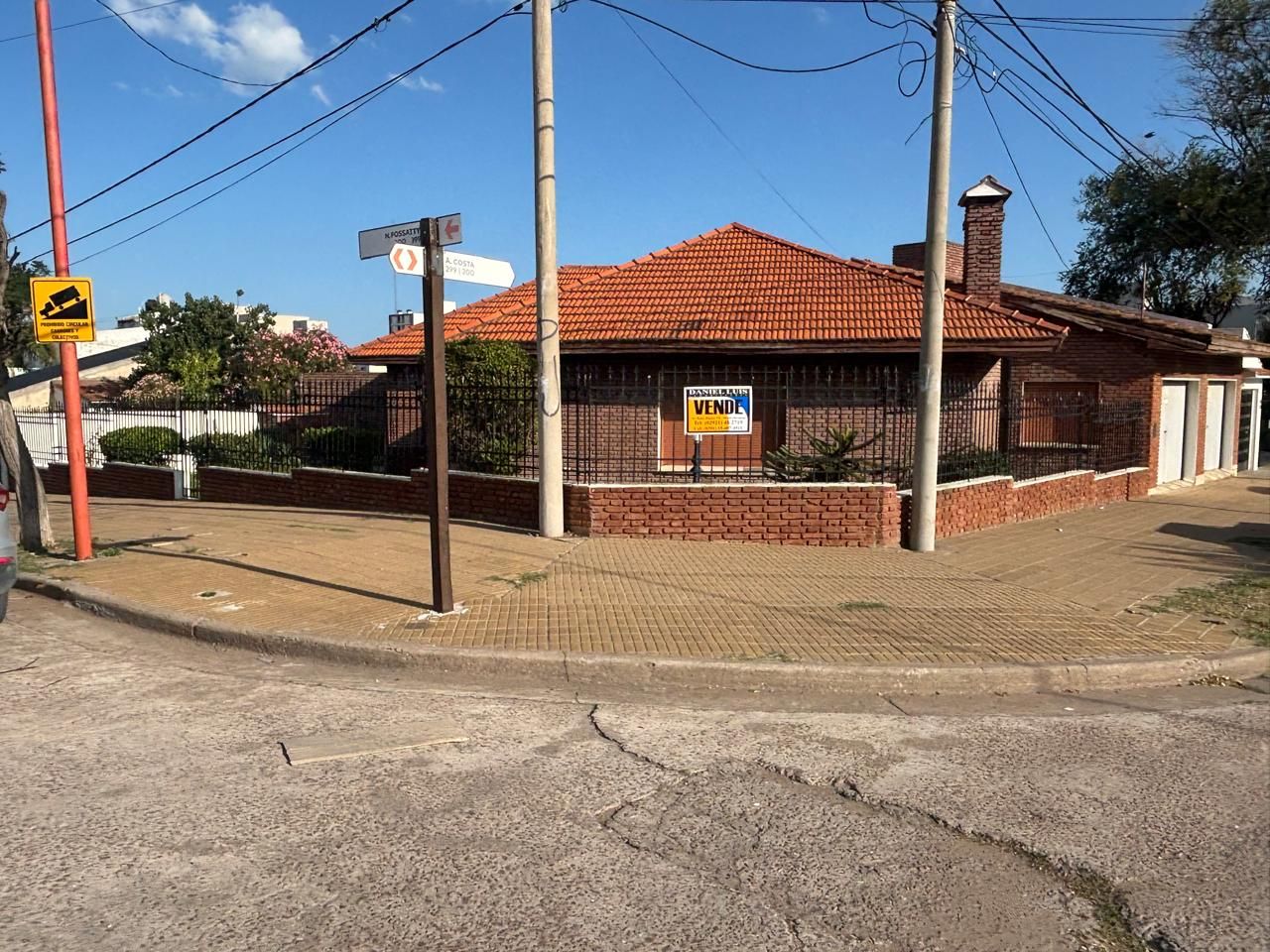 Casa en Venta en  Costa Y Nelida Fossatty, Centro, Monte Hermoso - Bahía Blanca Propiedades | SITIO OFICIAL l