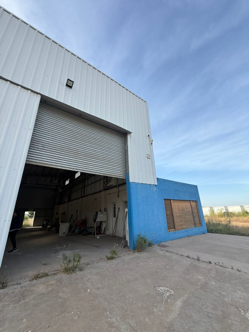 Galpón en Venta en  Calle 1810 N° 3659, Parque Industrial, Bahía Blanca - Bahía Blanca Propiedades | SITIO OFICIAL l