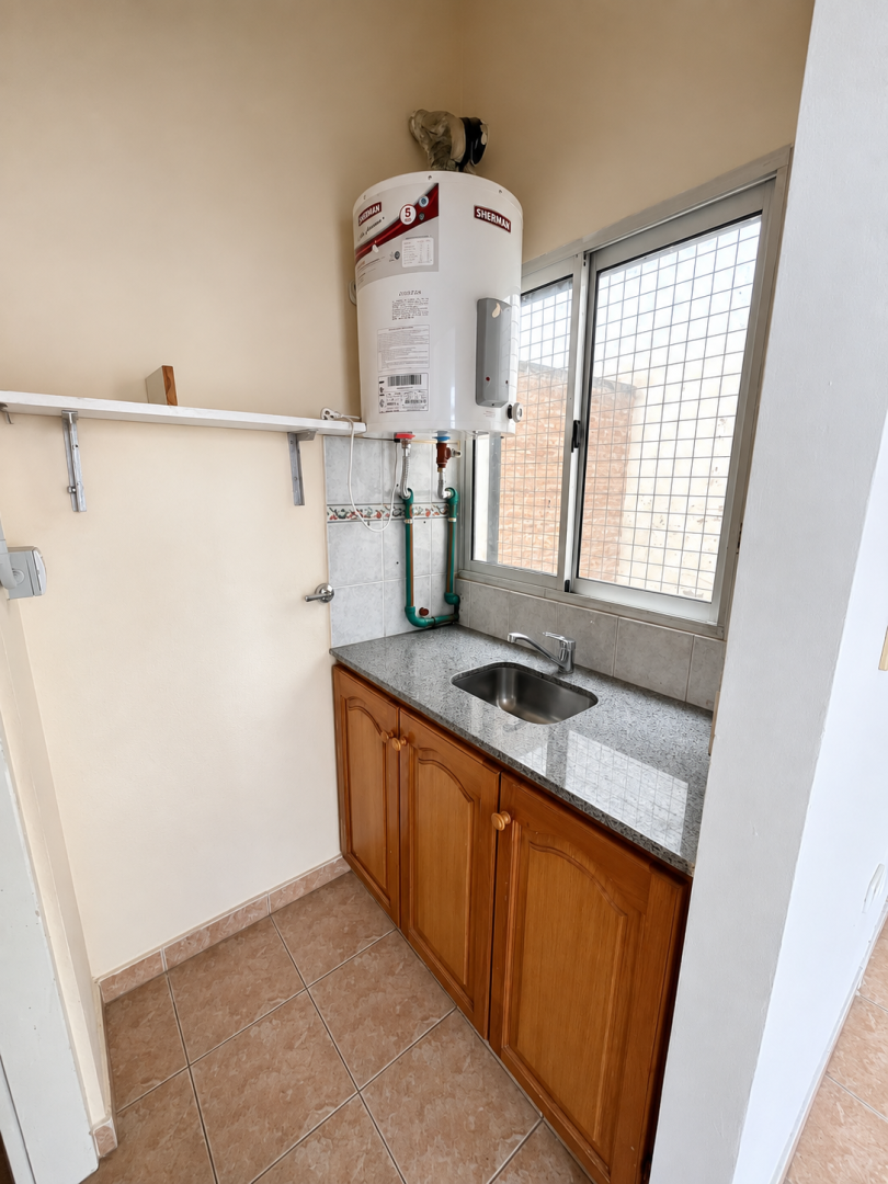 Local en Alquiler en Casanova 12, Centro, Bahía Blanca - Bahía Blanca Propiedades | SITIO OFICIAL l