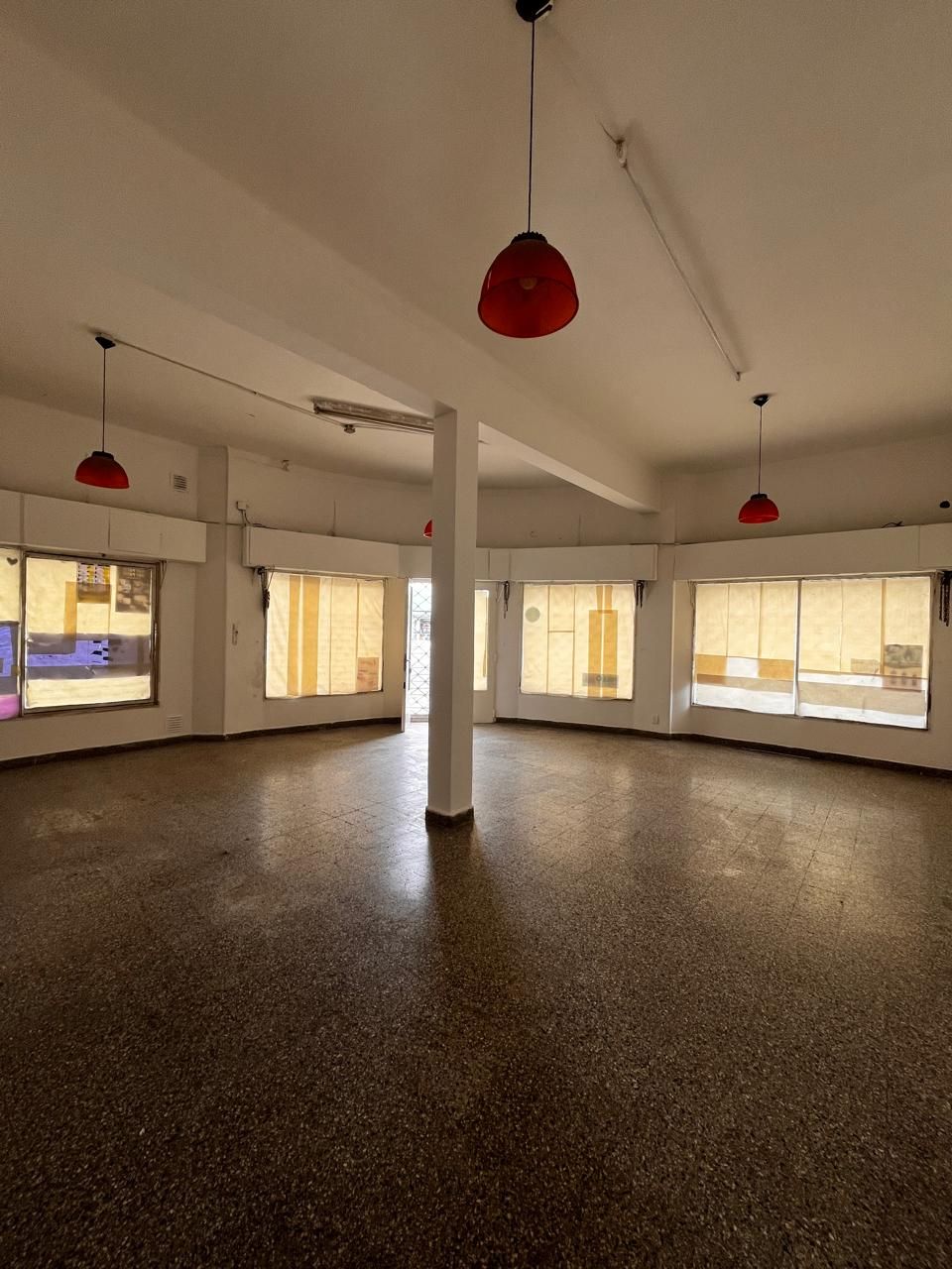 Local en Alquiler en 25 De Mayo 499, Pedro Pico, Bahía Blanca - Bahía Blanca Propiedades | SITIO OFICIAL l