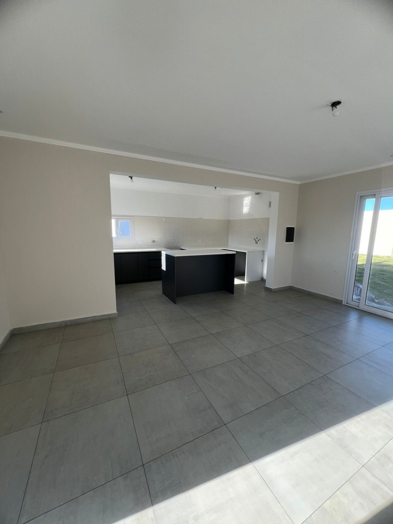 Casa en Venta en Charcas 5205, Las Acacias, Bahía Blanca - Bahía Blanca Propiedades | SITIO OFICIAL l
