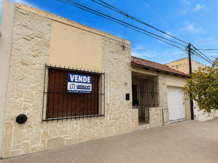 Casa en Venta en Socrates 2070,  Bahía Blanca