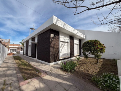 Casa en Venta en Aguado 73, Universitario, Bahía Blanca