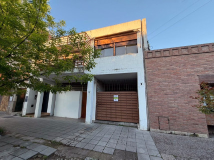 Cochera en Alquiler en Viamonte 400, Centro, Bahía Blanca
