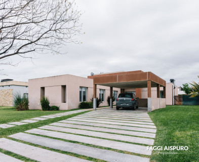 Casa en Venta en Barrio Privado La Reserva, La Reserva, Bahía Blanca