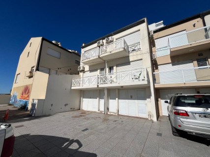 Duplex en Venta en Avenida Costanera Esquina Valle Encantado, Monte del Este, Monte Hermoso