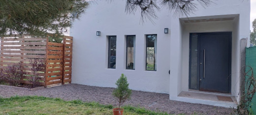 Casa en Alquiler en Azara 6350,  Bahía Blanca