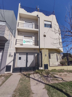 Triplex en Alquiler en Zelarrayan 2594, Los Almendros, Bahía Blanca
