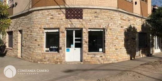 Casa con Local en Venta en Pueyrredon Y Angel Brunel ,  Bahía Blanca